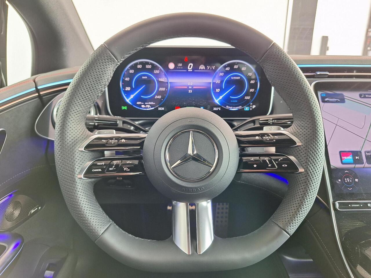 Mercedes-Benz EQE 350 AMG Line | Matgrijs | Premium Pakket | Night Pakket | Rijassistentiepakket Plus | Panoramadak | AIRMATIC Luchtvering | Burmester 3D Surround Sound |