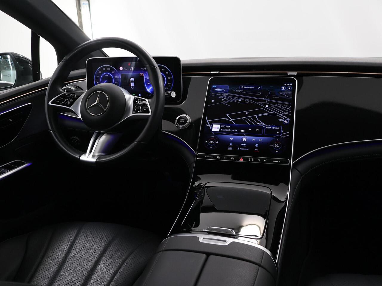 Mercedes-Benz EQE 300 Business Edition 89 kWh | Panoramadak | Navigatie | Parkeercamera | Stoelverwarming | Keyless Go |