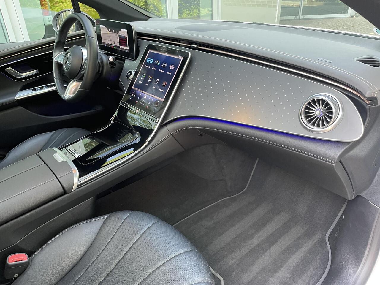 Mercedes-Benz EQE 300 AMG Line | AIRMATIC | Panoramadak |