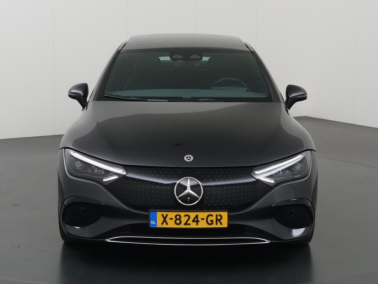 Mercedes-Benz EQE 350+ Luxury Line 91 kWh | Panoramadak | Burmester 3D | Memory | Digital Light | 360 graden camera | Keyless | 21" lichtmetalen velgen |