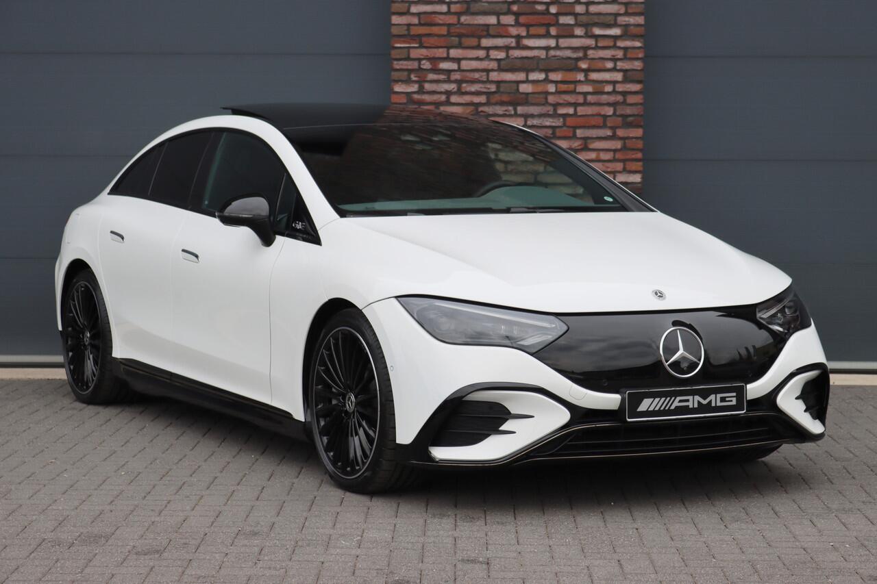 Mercedes-Benz EQE 300 Premium AMG Line 89 kWh | Hyperscreen | Airmatic | Distronic+ | Memory | Burmester | Digital Light | Panoramadak | Warmtepomp | Surround Camera | Augmented Reality | Leder | Keyless Go |