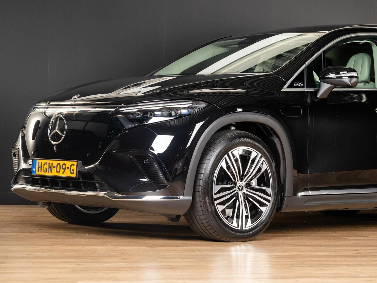 Mercedes-Benz EQS SUV 450+ Luxury Line 7p 108 kWh Panorama dak | Trekhaak