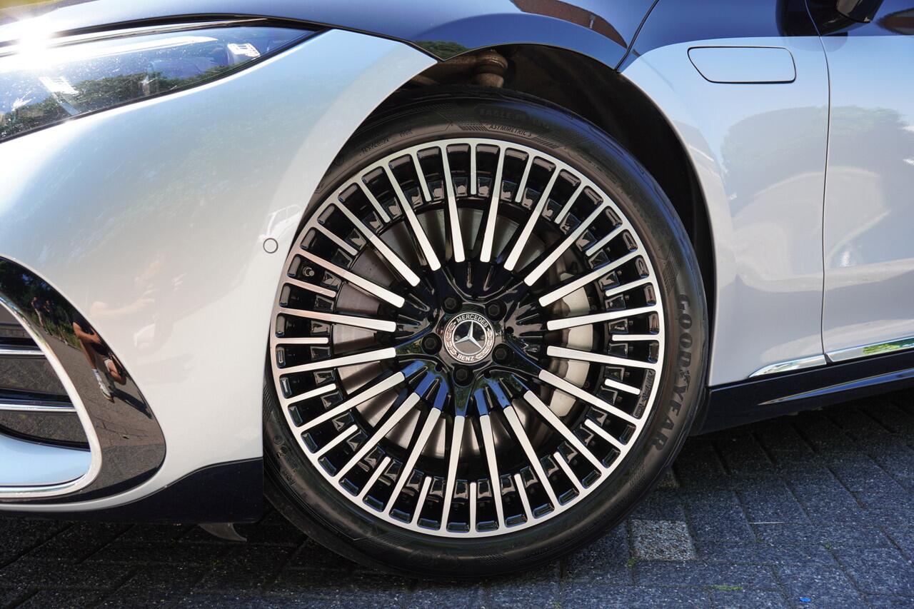 Mercedes-Benz EQS 580 AMG / 98,9 % SOH ! / Maybach / 4 Wheel Steering / First Edition /