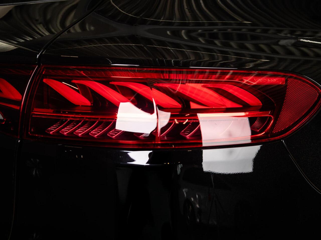 Mercedes-Benz EQS SUV 450+ Luxury Line 7p 108 kWh Panorama dak | Trekhaak