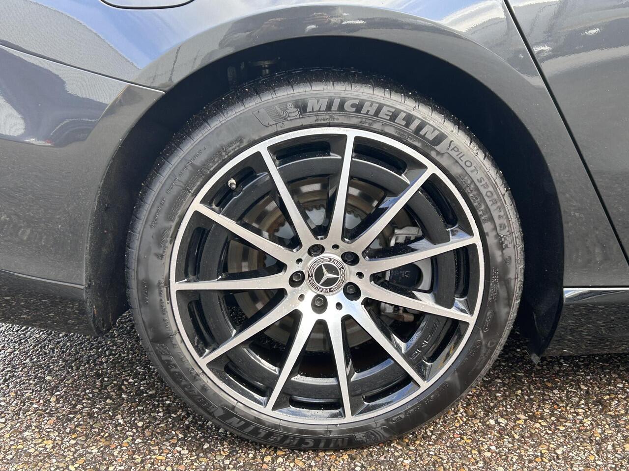 Mercedes-Benz EQS 450+ AMG | Panoramadak | Trekhaak | Burmester | Carplay