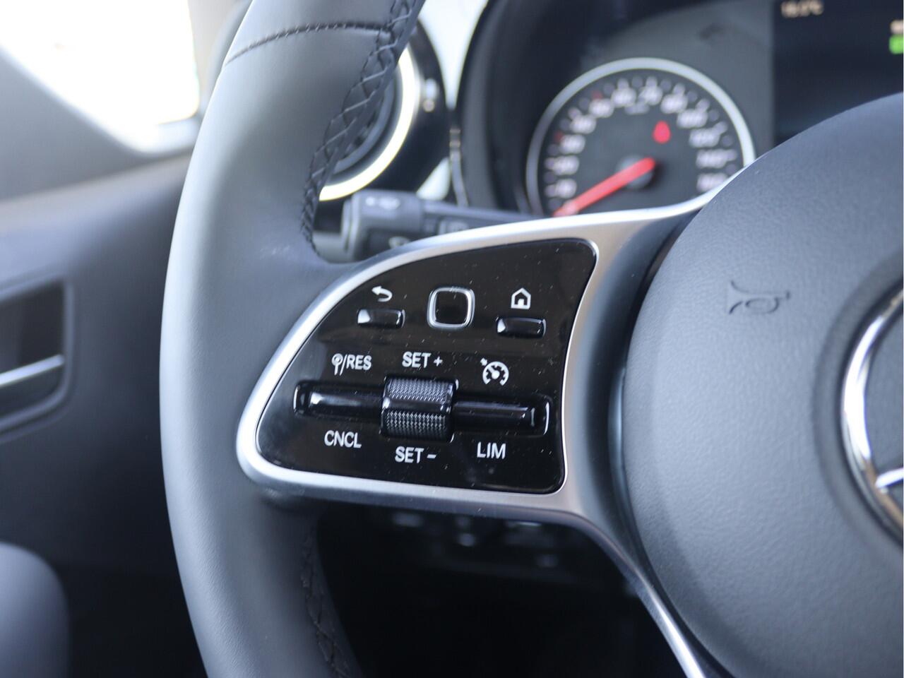 Mercedes-Benz EQT 200 L1 Direct leverbaar!