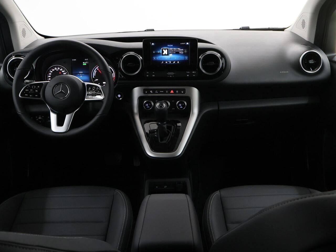 Mercedes-Benz EQT Tourer 200 L1 Premium 45kWh | 29850,- Incl. Btw | Ruime gezins auto! | LED koplampen | Keyless | Stoelverwarming | Snellader | Nieuw!