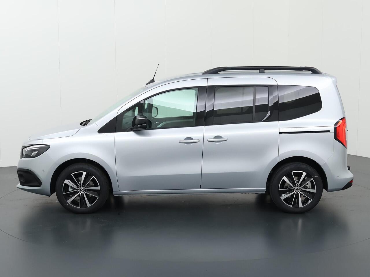 Mercedes-Benz EQT 200 L1 Advanced Plus 45 kWh | LED Verlichting | Stoelverwarming | Navigatie | Parkeercamera |