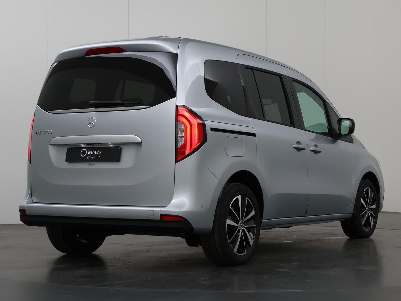 Mercedes-Benz EQT Tourer 200 L1 Premium 45kWh | 29850,- Incl. Btw | Ruime gezins auto! | LED koplampen | Keyless | Stoelverwarming | Snellader | Nieuw!