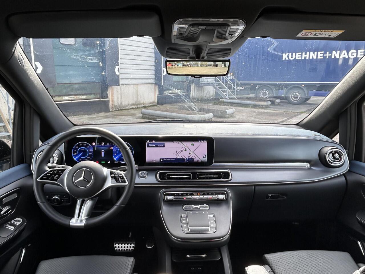 Mercedes-Benz EQV 300 L2 90kWh Dubbel Cabine | Airmatic | Memory pakket | Burmester | Adaptieve Cruise Control