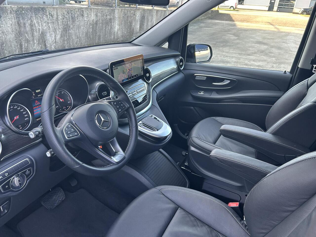 Mercedes-Benz EQV 300 L2 Avantgarde 90 kWh | 6 Persoons | Cruise Control | Navigatie | Stoelverwarming