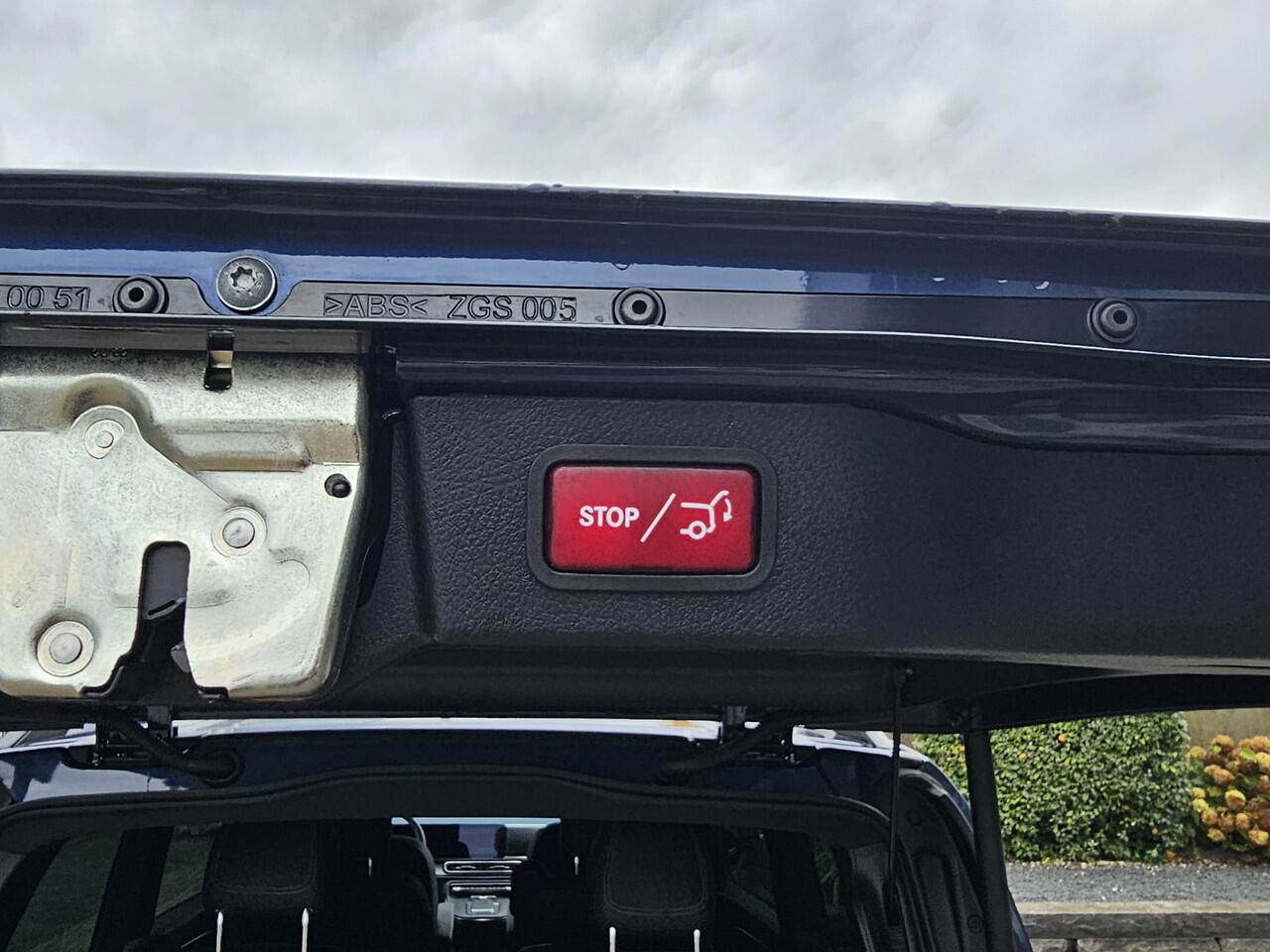 Mercedes-Benz EQV 300 L2 90kWh | New Model | Burmester | 360 Camera | New | LED |