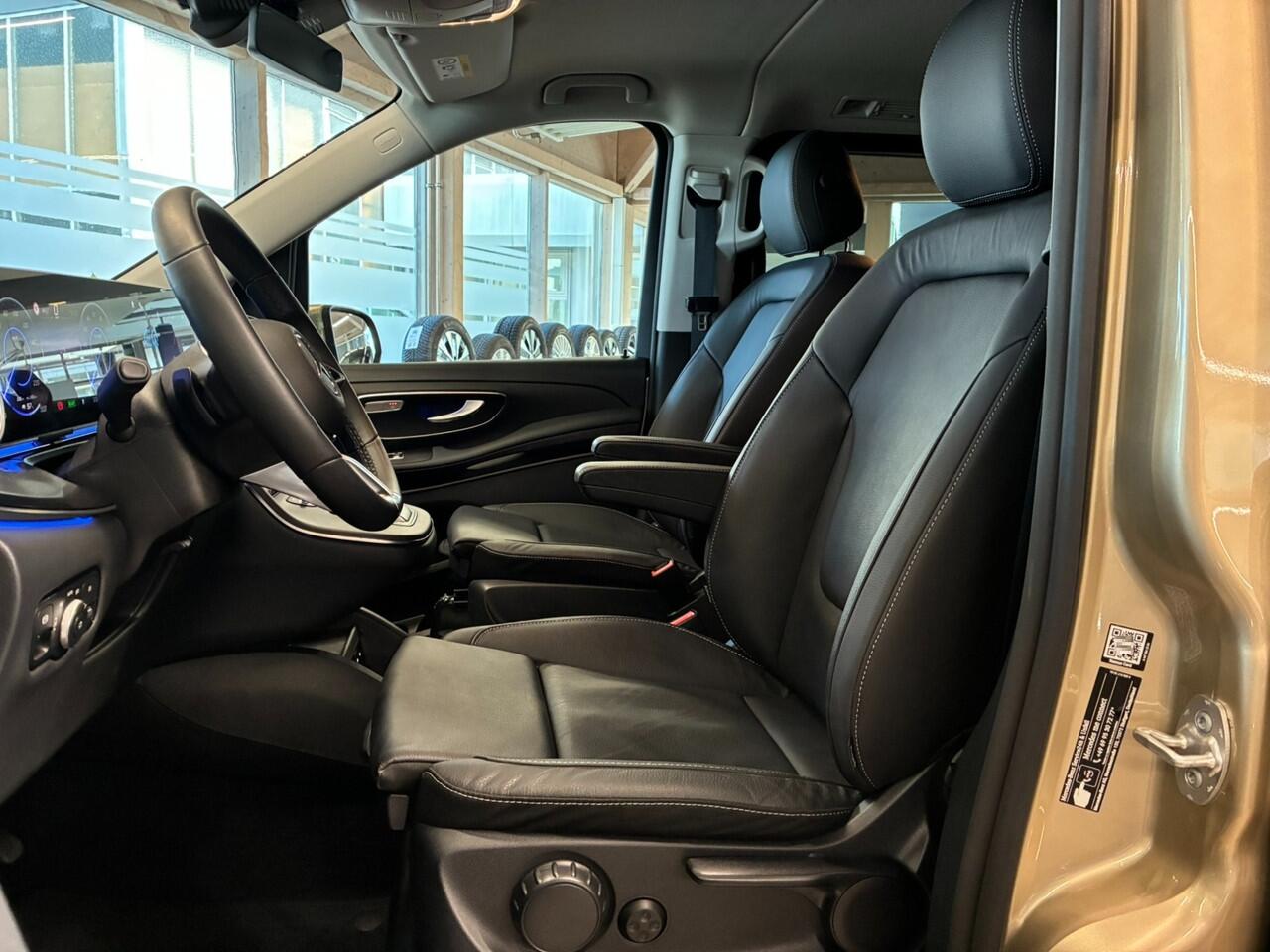 Mercedes-Benz EQV 300 L2 Avantgarde 90 kWh Nieuw Model 7-zitter LED Leder Burmester EL. Schuifdeuren Distronic Camera