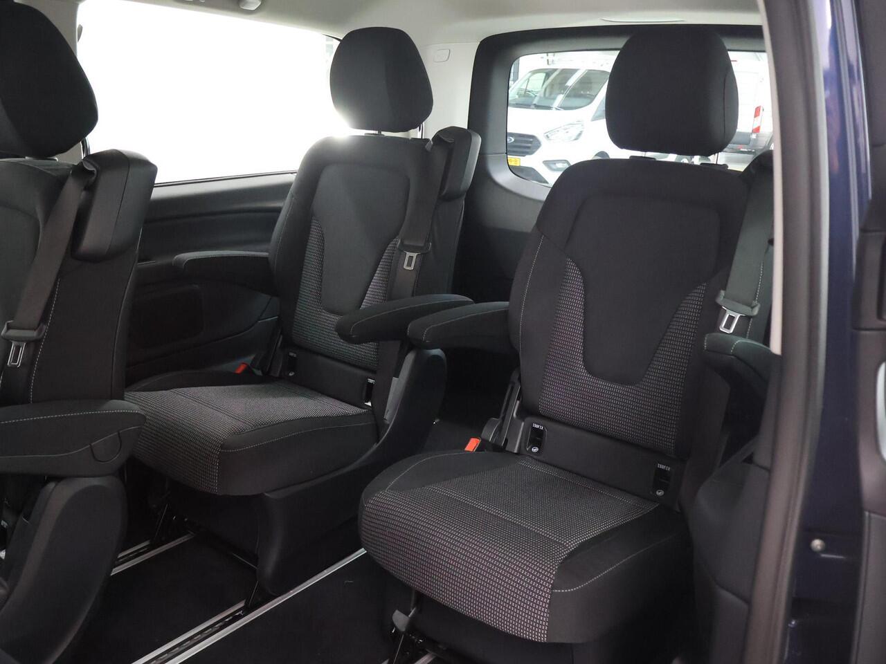 Mercedes-Benz EQV 300 L2 | Navigatie | MULTIBEAM LED | 110KW Snelladen | Spiegelpakket | Ambience Light |