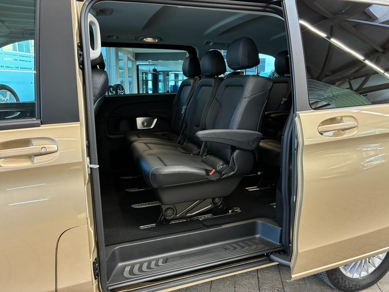 Mercedes-Benz EQV 300 L2 Avantgarde 90 kWh Nieuw Model 7-zitter LED Leder Burmester EL. Schuifdeuren Distronic Camera