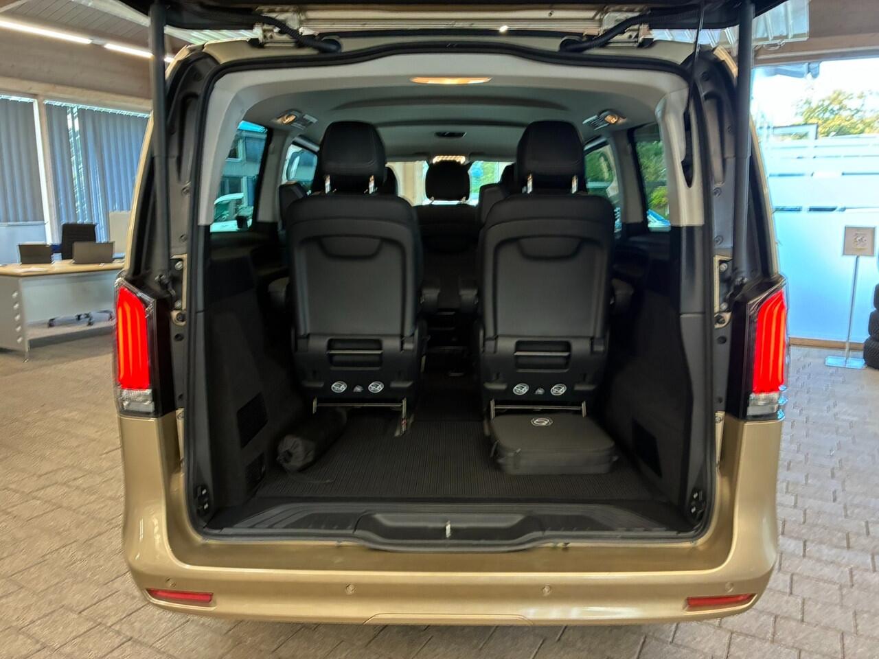 Mercedes-Benz EQV 300 L2 Avantgarde 90 kWh Nieuw Model 7-zitter LED Leder Burmester EL. Schuifdeuren Distronic Camera