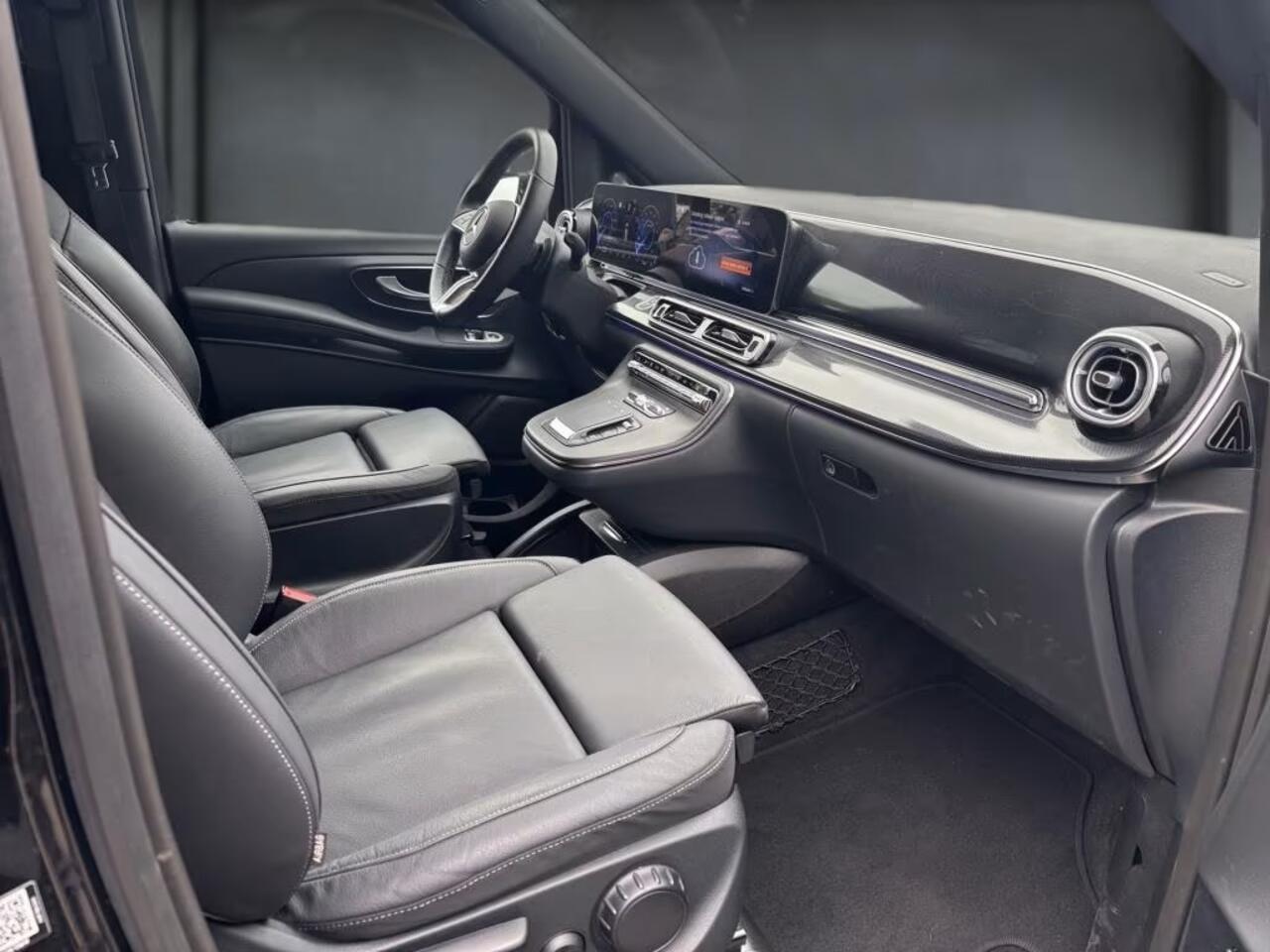 Mercedes-Benz EQV 300 L2 90 kWh Nieuw Model 7-zitter Leder WideScreen Distronic EL Schuifdeuren LED 360 Camera