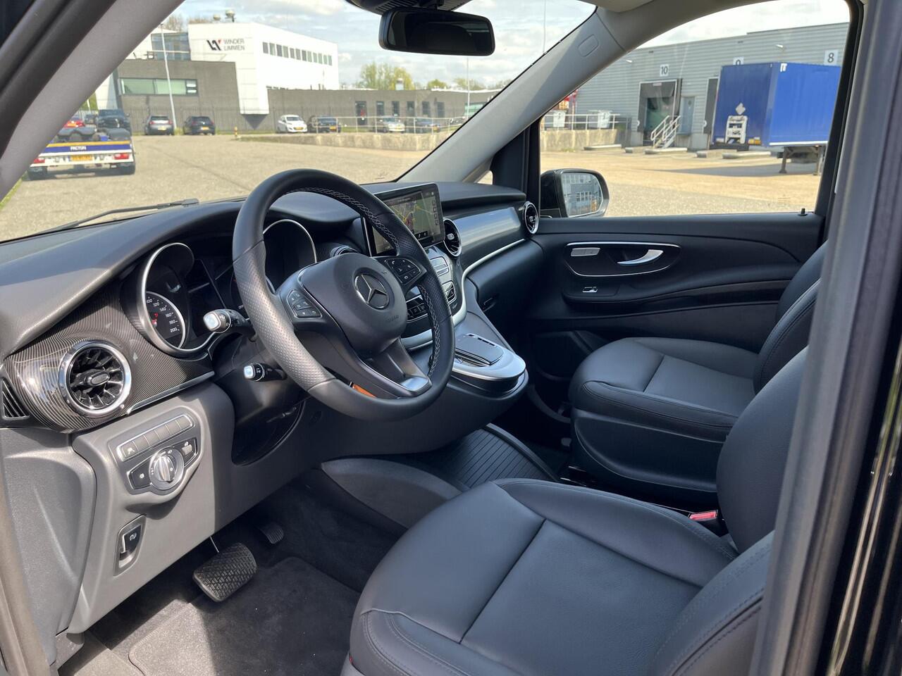 Mercedes-Benz EQV 300 L2 Combi | 7-pers | DISTRONIC | STANDKACHEL | LEER |