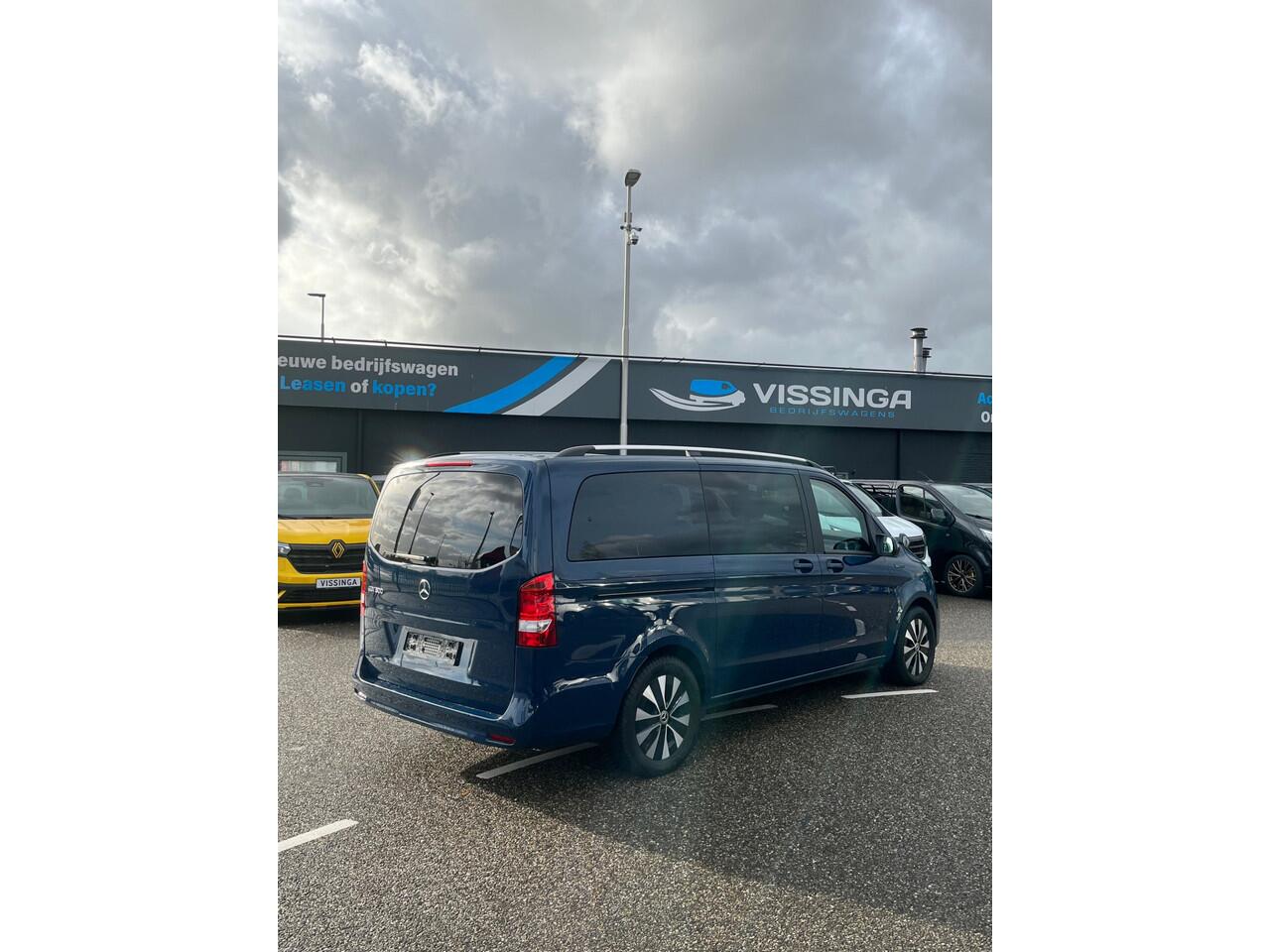 Mercedes-Benz EQV 300 L2 90 kWh tot 350 km (WLTP)