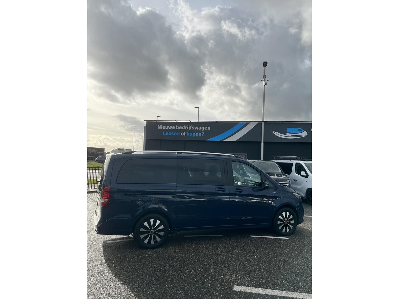 Mercedes-Benz EQV 300 L2 90 kWh tot 350 km (WLTP)