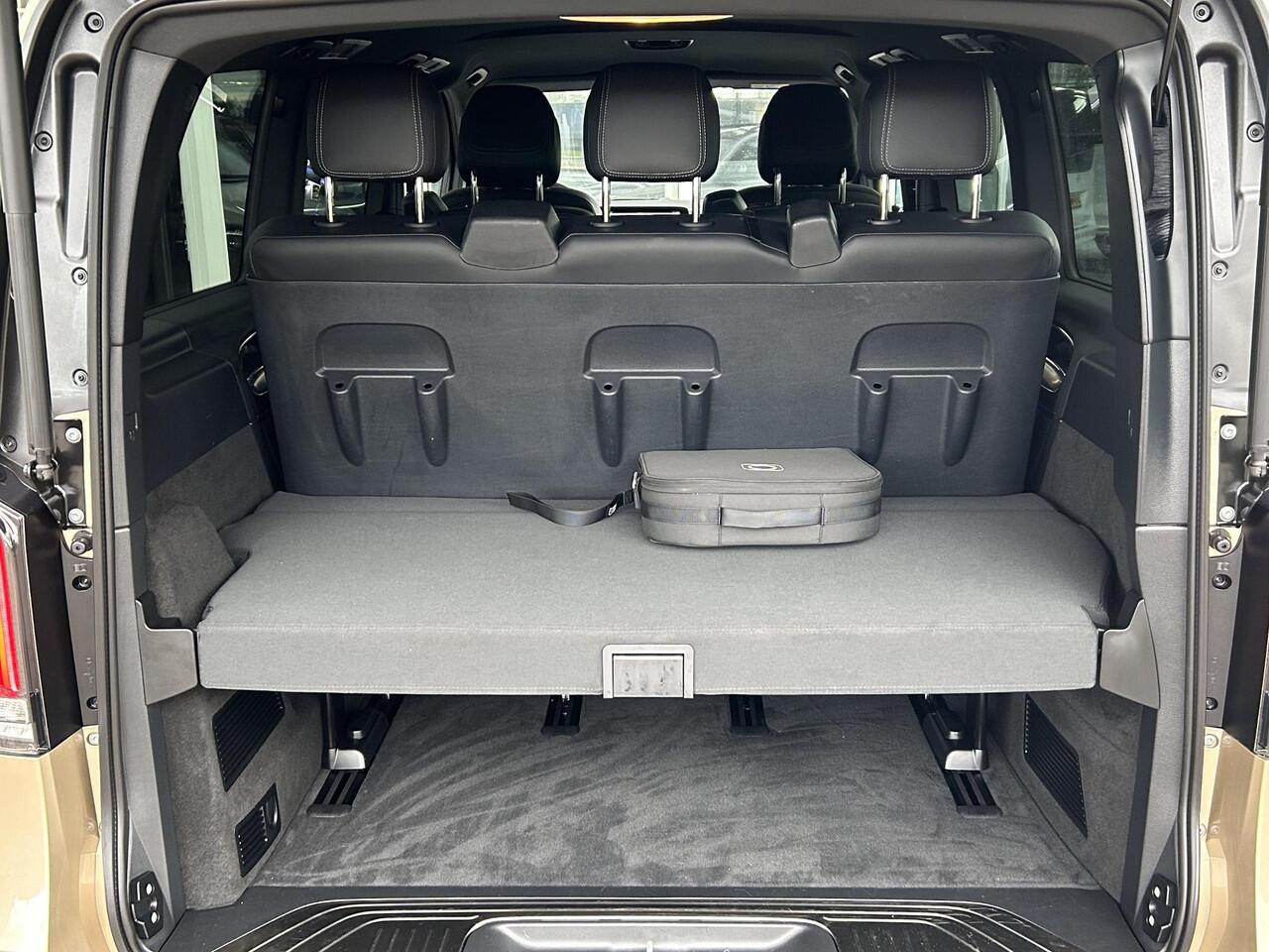 Mercedes-Benz EQV 300 L2 Avantgarde 90 kWh 7 pers | Burmester | Widescreen | Cruise Control