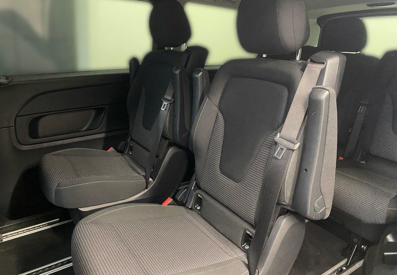 Mercedes-Benz EQV 300 L2 90 kWh 44.900 ex BTW 7-zitter Distronic LED Navi EL. Achterklep