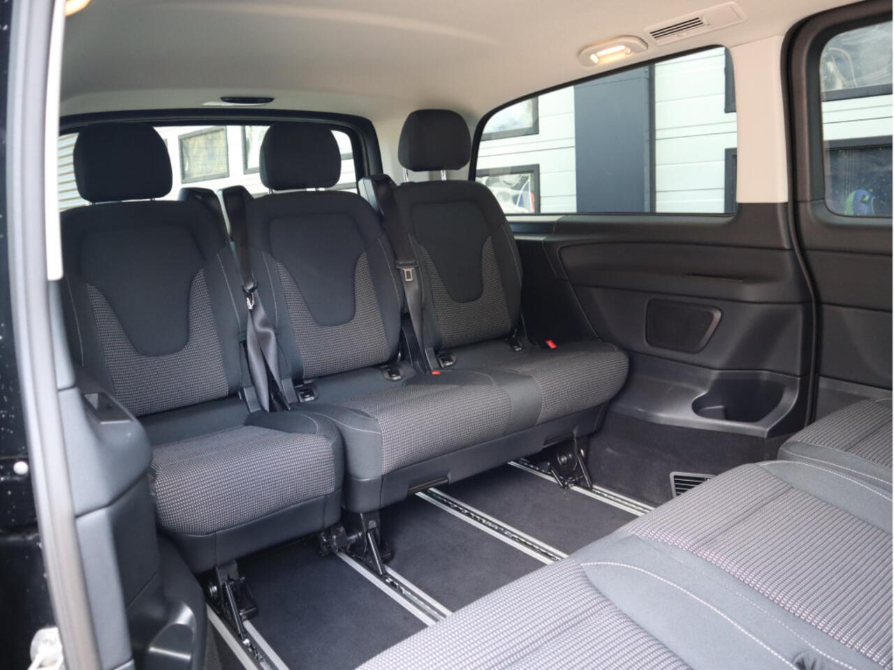 Mercedes-Benz EQV 300 90 kWh - L3 Extra Lang - 2+3+3= 8 Persoons