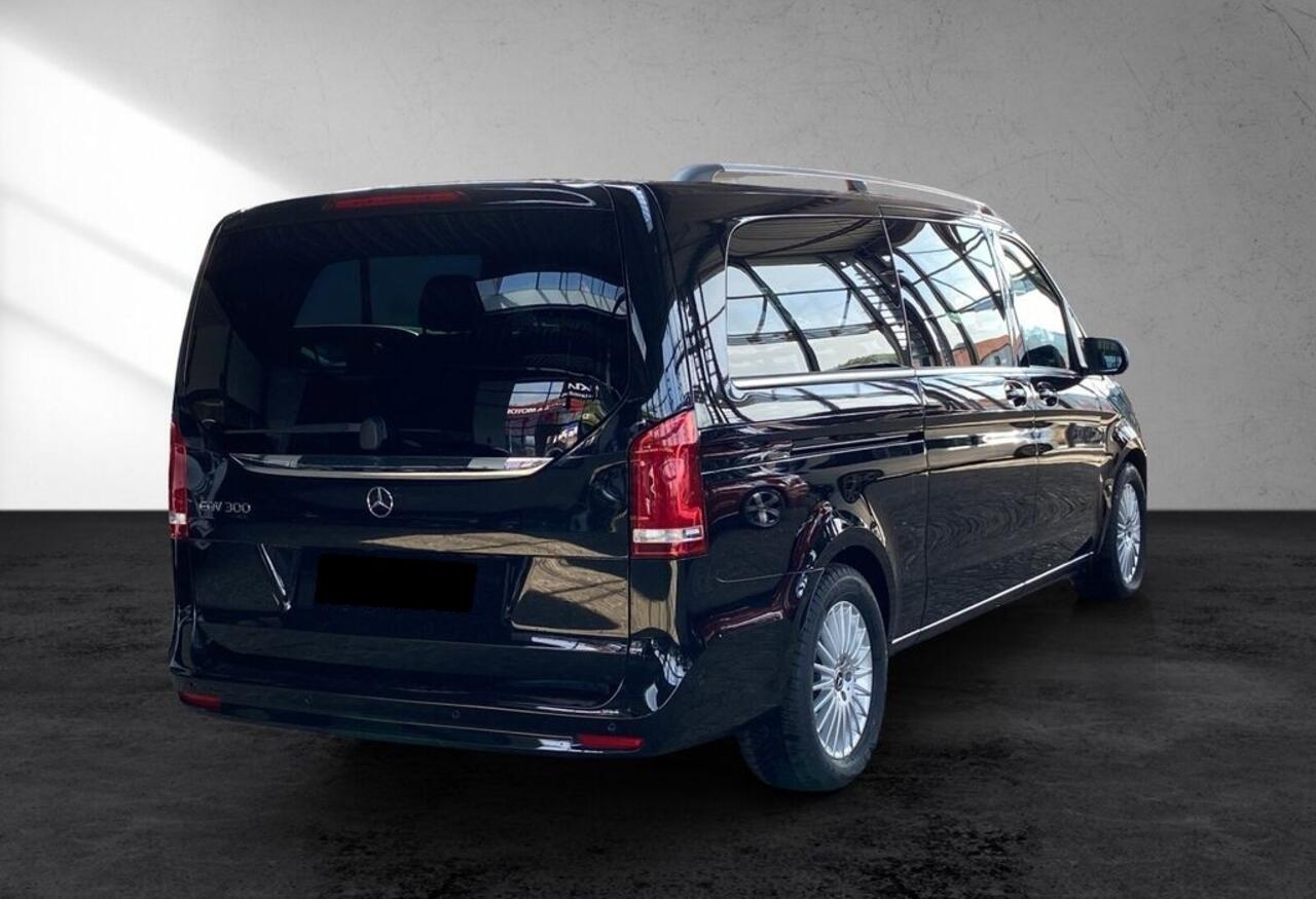 Mercedes-Benz EQV EQV 300 L3 Avantgarde 90 kWh 8-zitter Distronic 360 Camera EL. Schuifdeuren