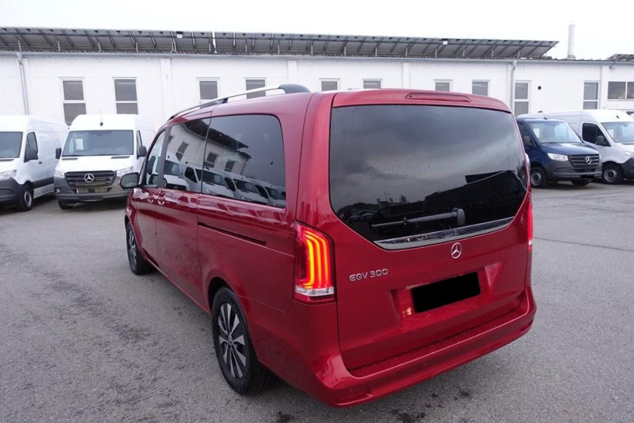 Mercedes-Benz EQV 300 L2 Avantgarde 90 kWh 45.900 ex BTW 6-zitter Leder Stoelkoeling EL. Schuifdeuren LED Navi