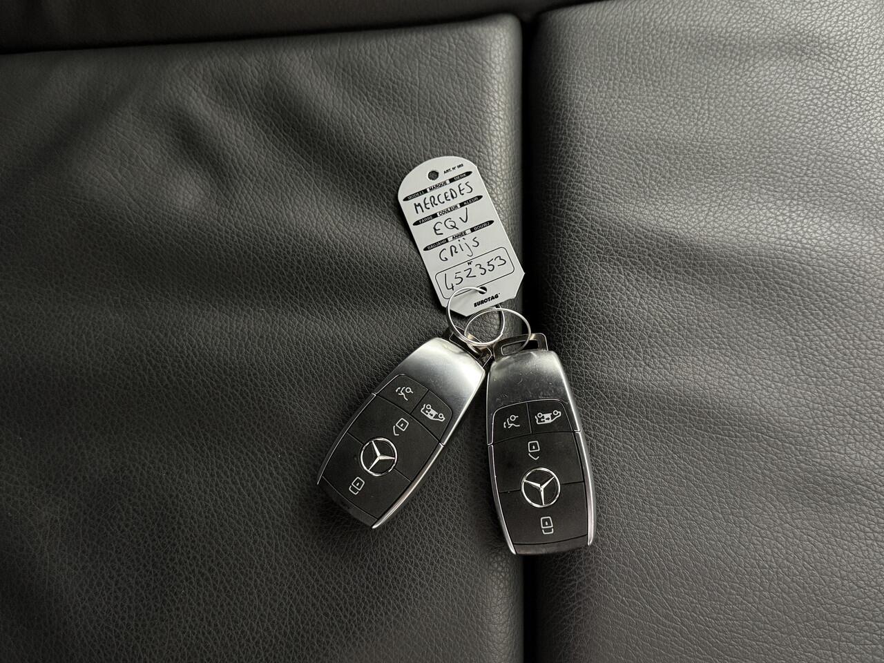 Mercedes-Benz EQV 300 Lang Avantgarde | Airmatic | Burmester | 7-Persoons | Alpin Grau | Leder | Zeer Compleet !