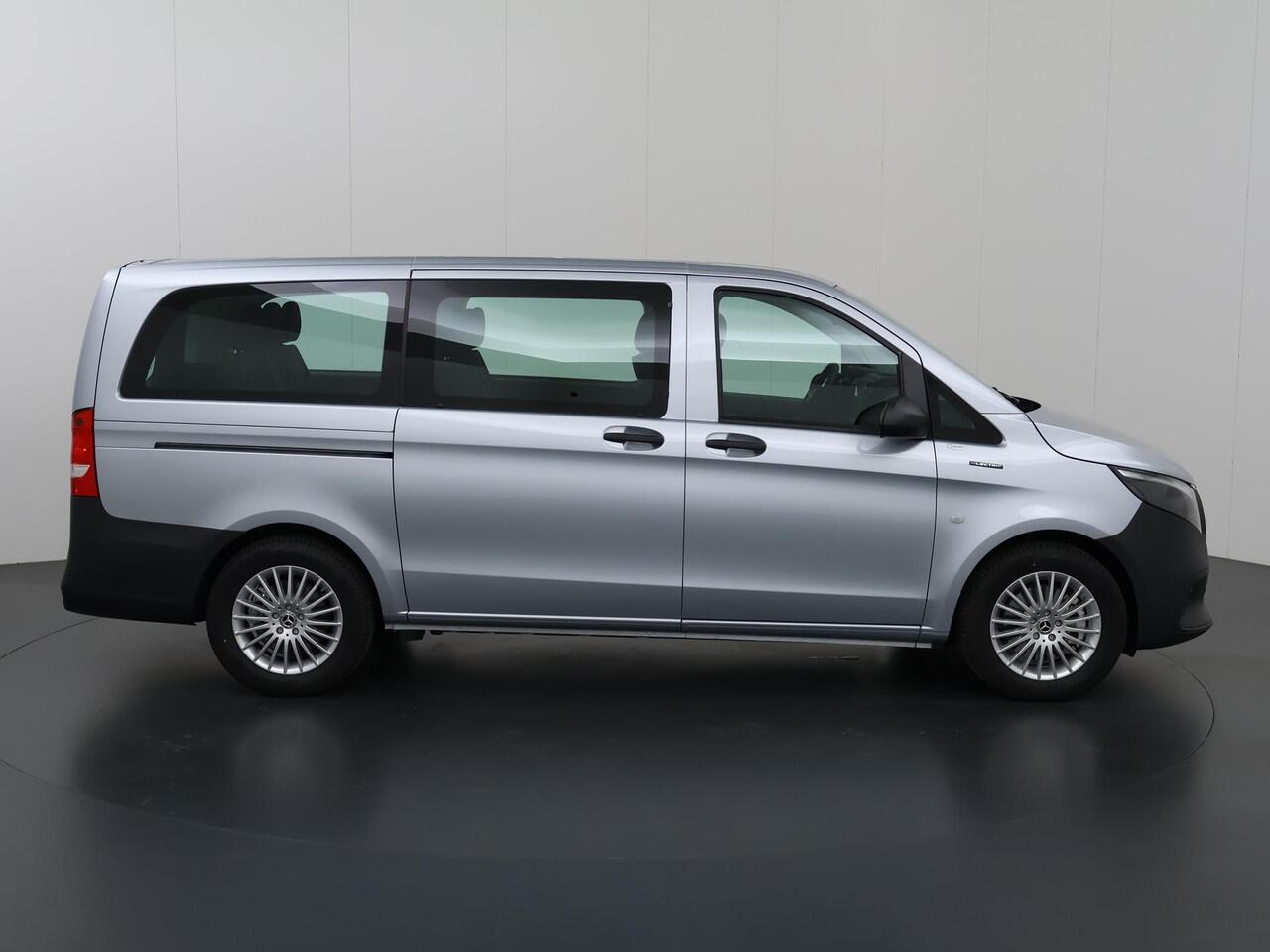 Mercedes-Benz EVITO TOURER 129 L2 PRO 90kWh | Snelladen 110 KWh | Navigatie | Parkeerpakket | Comfortbestuurdersstoel |Dodehoekassistent | 8 Zitplaatsen | 360Km Range |