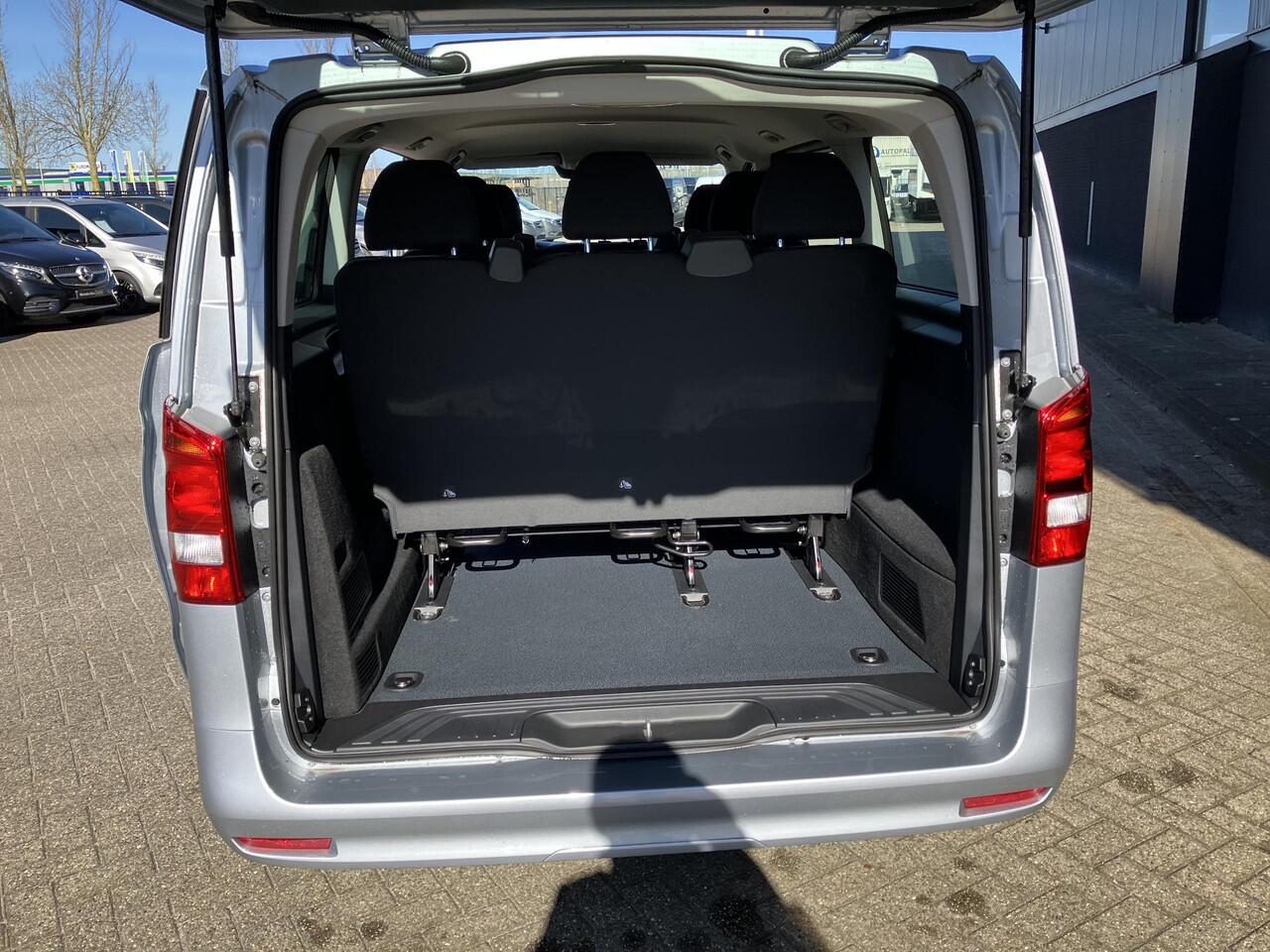 Mercedes-Benz EVITO TOURER 129 PRO L2 90 kWh | 9 Zitplaatsen | Snelladen 110 KWh | Achteruitrijcamera | Parkeerpakket | Comfortbestuurdersstoel | Dodehoekassistent | 360KM Range |