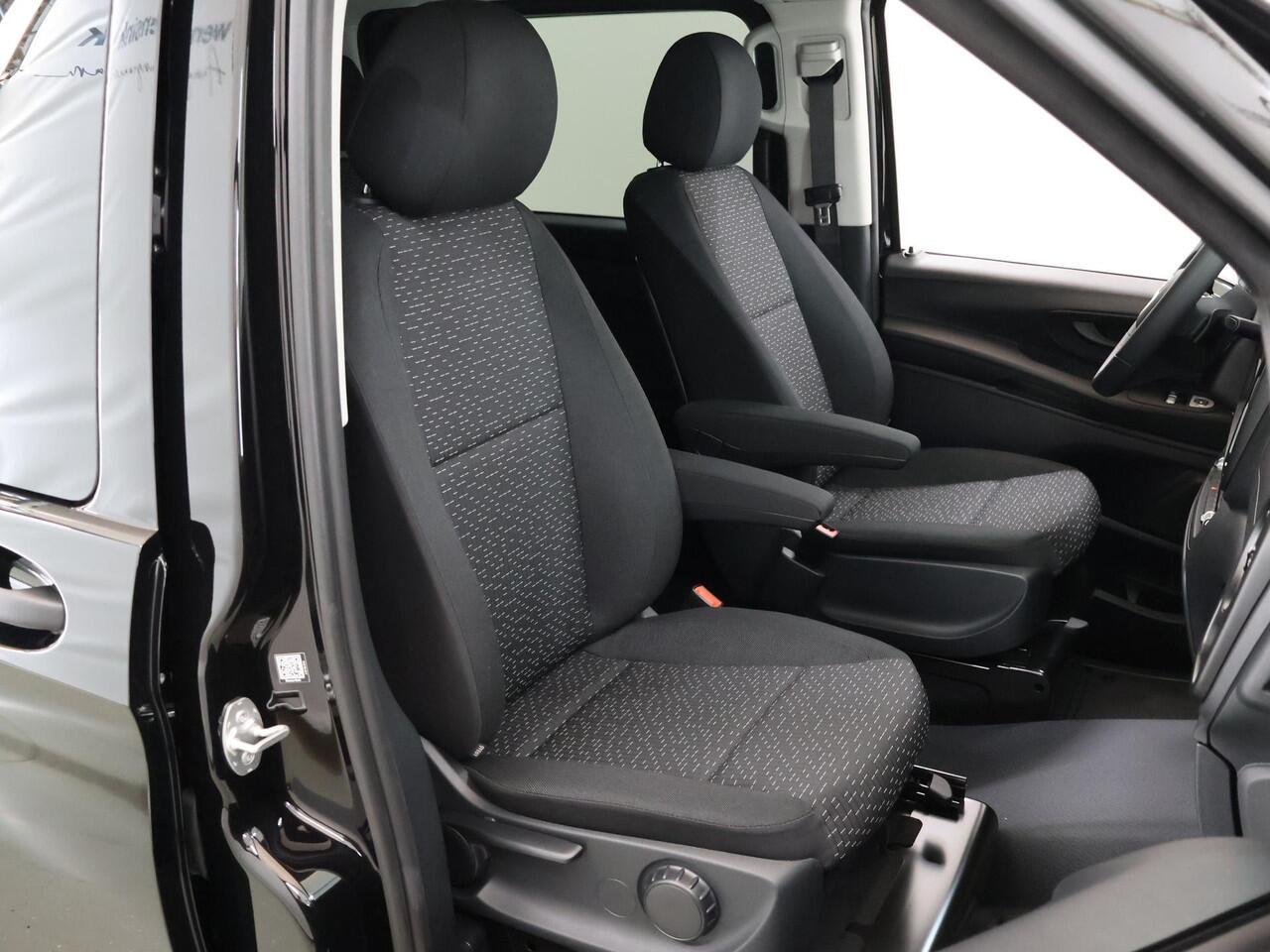 Mercedes-Benz EVITO TOURER 129 L2 PRO 90kWh | Snelladen 110 KWh | Achteruitrijcamera | Parkeerpakket | Comfortbestuurdersstoel | Dodehoekassistent | 8 Zitplaatsen |