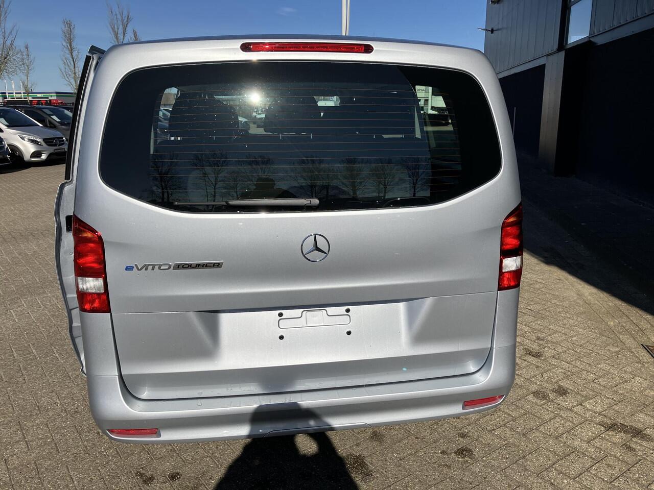 Mercedes-Benz EVITO TOURER 129 PRO L2 90 kWh | 9 Zitplaatsen | Snelladen 110 KWh | Achteruitrijcamera | Parkeerpakket | Comfortbestuurdersstoel | Dodehoekassistent | 360KM Range |