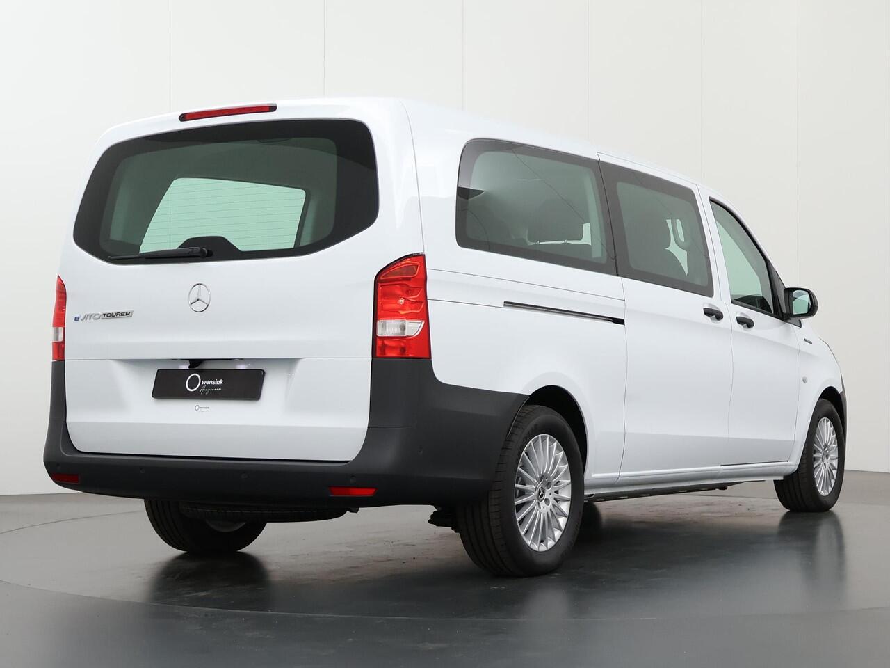 Mercedes-Benz EVITO TOURER PRO L3 90 kWh | Stoelverwarming | Cruise Control | Airco | Bluetooth | Achteruitrijcamera |