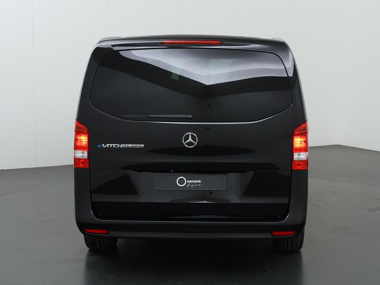 Mercedes-Benz EVITO TOURER 129 PRO L2 90 kWh | Achteruitrijcamera | Climate Control | Cruise Control | Privacyglas | Dodehoekassistent |