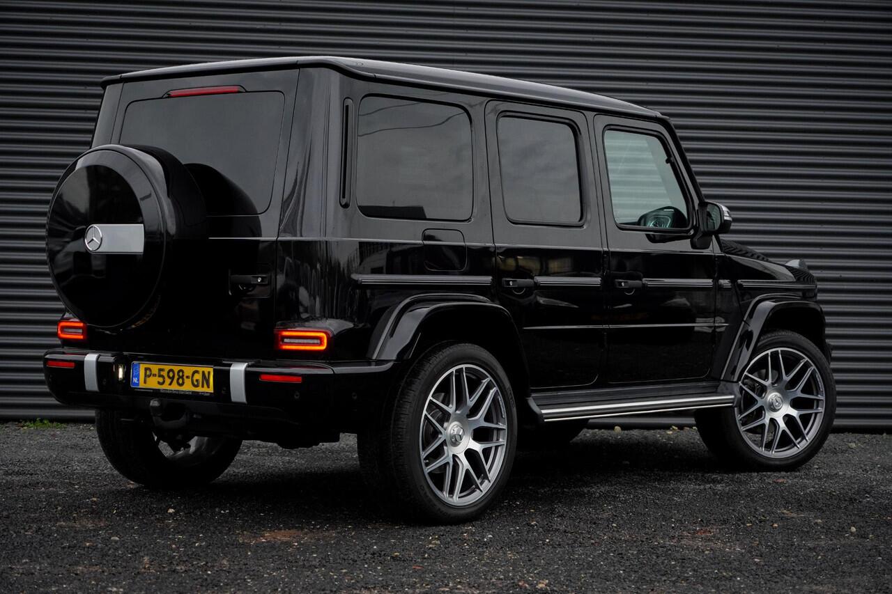 Mercedes-Benz G-KLASSE 400 d / AMG / 22'' / G manufaktur / Premium Plus / Massage / Burmester