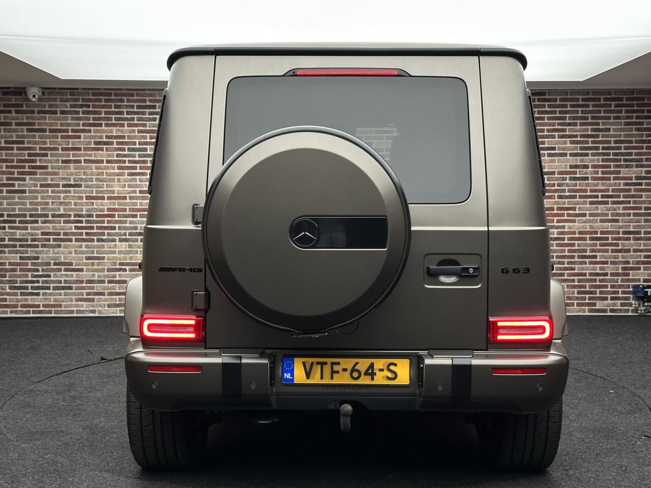 Mercedes-Benz G-KLASSE 63 | Dak| Massage| Burmester| BTW| Grijs kenteken|