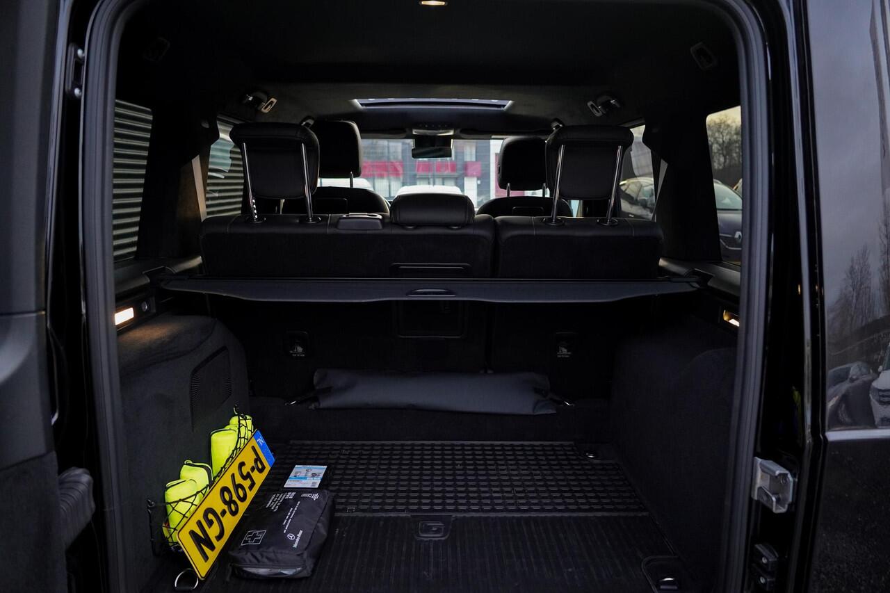 Mercedes-Benz G-KLASSE 400 d / AMG / 22'' / G manufaktur / Premium Plus / Massage / Burmester