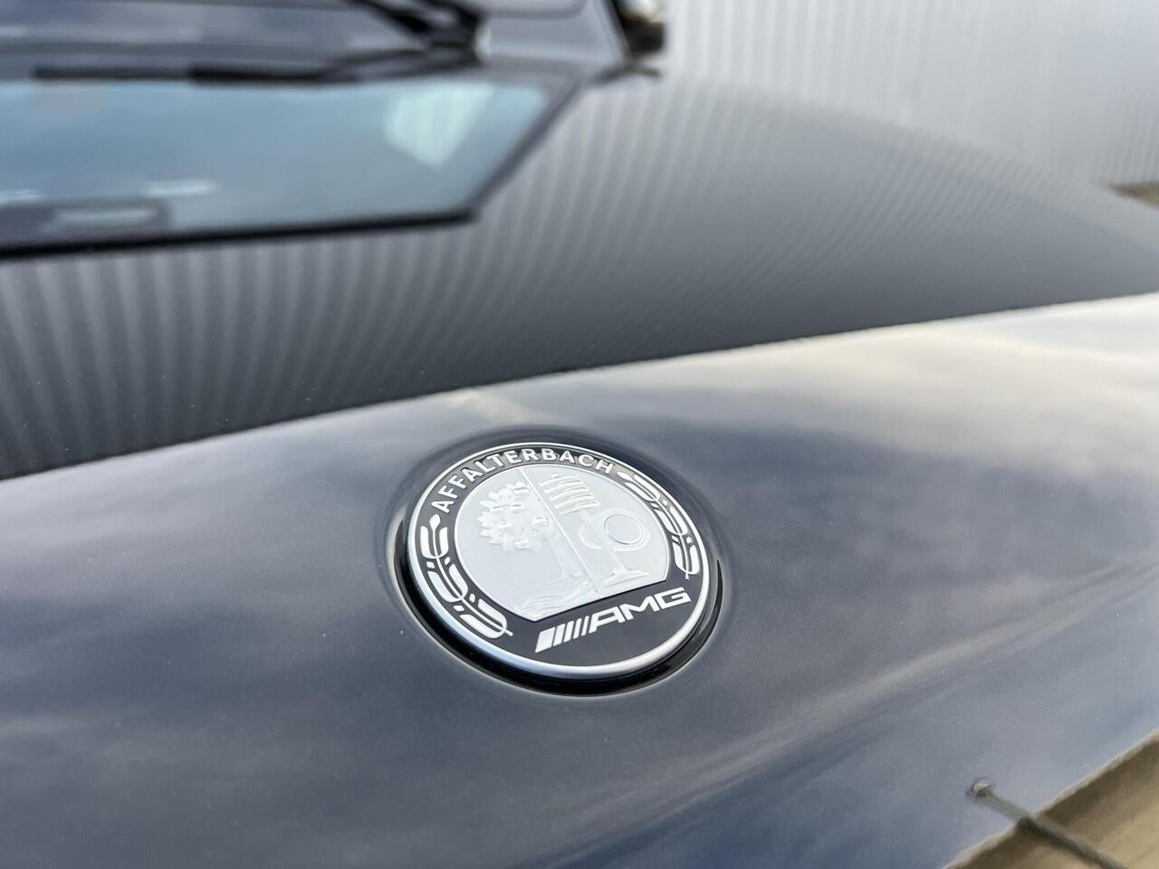 Mercedes-Benz G-KLASSE Mercedes-AMG 63 | SUPERIOR Line Interieur | Comfort Pakket | AMG Performance Pakket | AMG Carbonpakket Exterieur | AMG Sierdelen Carbon | High-End Rear Seat Entertainment | Schuifdak | Trekhaak | Voorverwarming | Burmester 3D Surround | 360° Camera