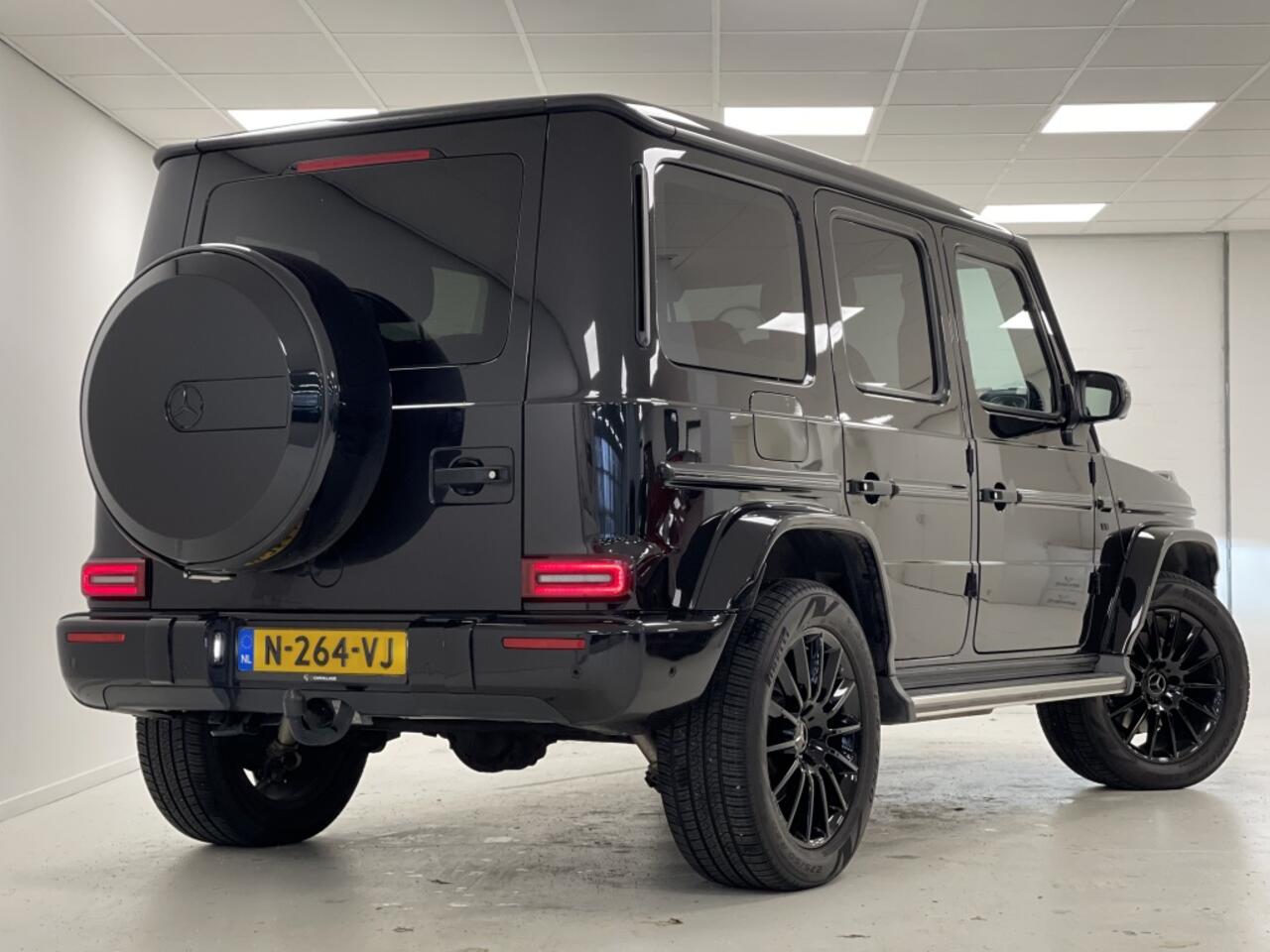 Mercedes-Benz G-KLASSE 500 | Burmester | Orig NL | 360 Cam| Massage | 1e Eig.