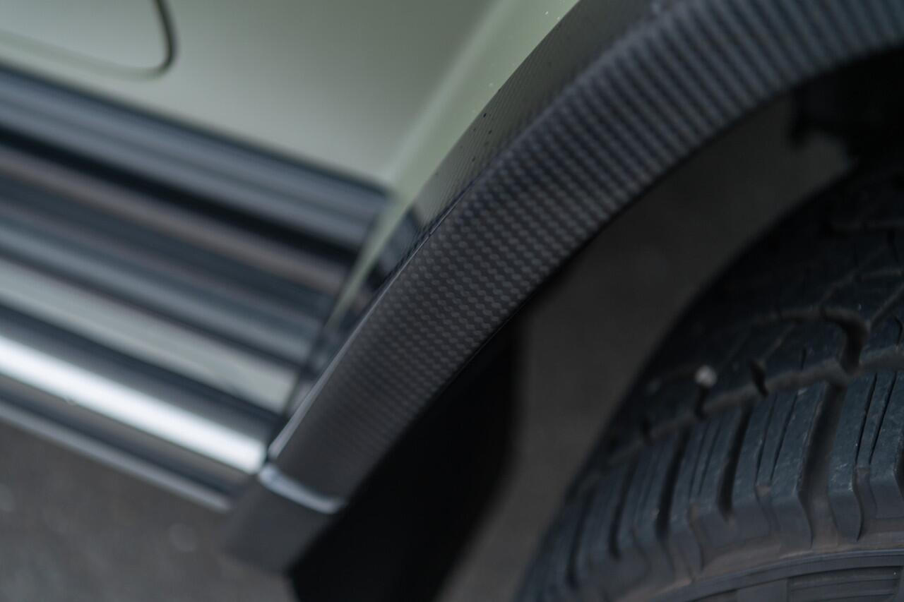 Mercedes-Benz G-KLASSE 63 AMG 4x4² | GRIJS KENTEKEN | First 40 | CARBON | AKRAPOVIC |