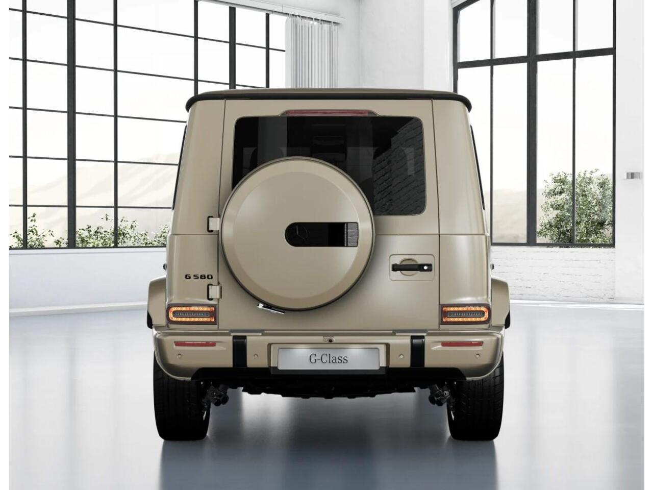Mercedes-Benz G-KLASSE 580 EQ 116 kWh AMG Line | Schuifdak | SUPERIOR Line interieur | Warmtecomfortpakket | Treeplanken in zwart | Comfortpakket | Burmester |