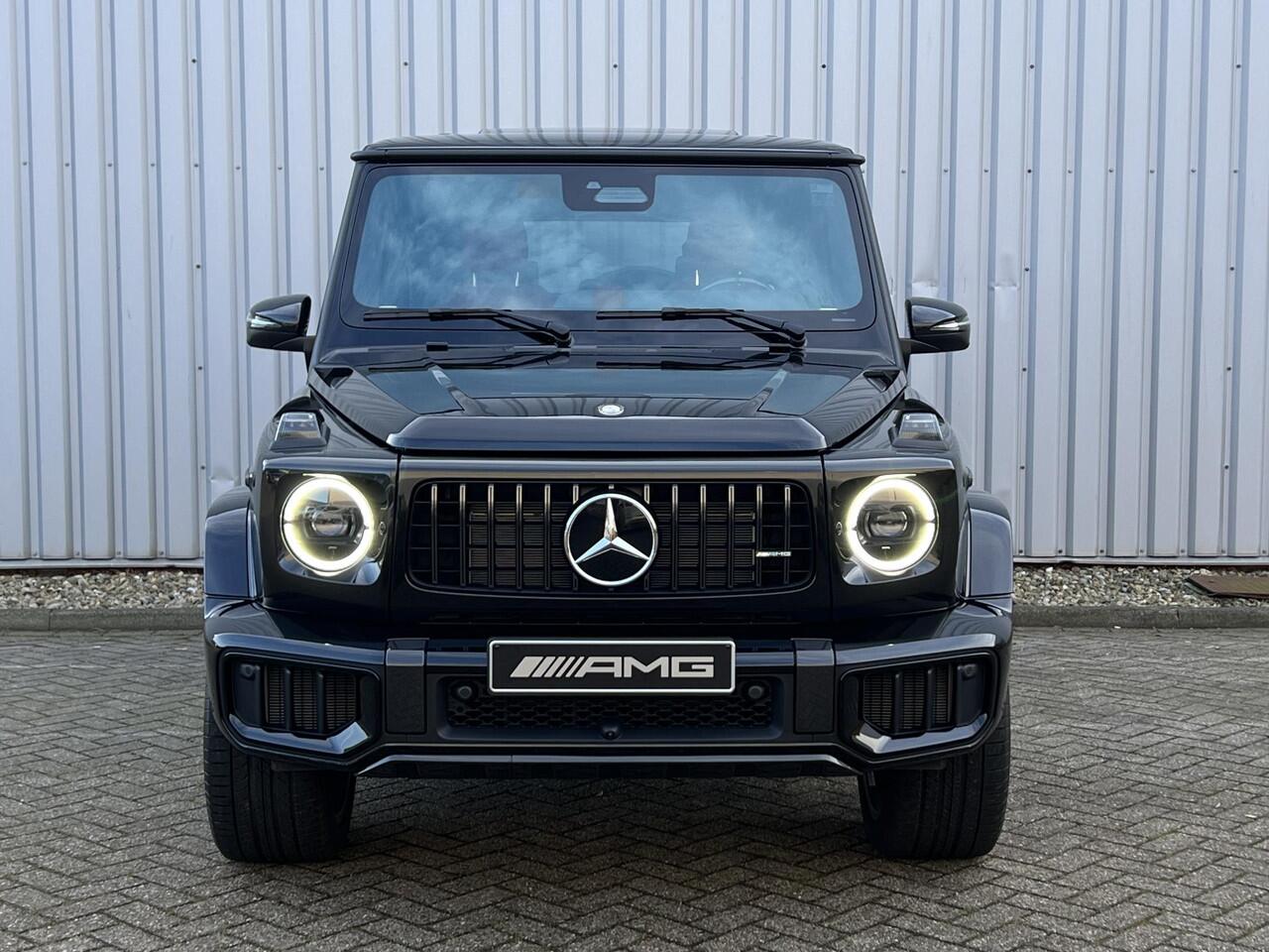 Mercedes-Benz G-KLASSE Mercedes-AMG 63 | SUPERIOR Line Interieur | Comfort Pakket | AMG Performance Pakket | AMG Carbonpakket Exterieur | AMG Sierdelen Carbon | High-End Rear Seat Entertainment | Schuifdak | Trekhaak | Voorverwarming | Burmester 3D Surround | 360° Camera