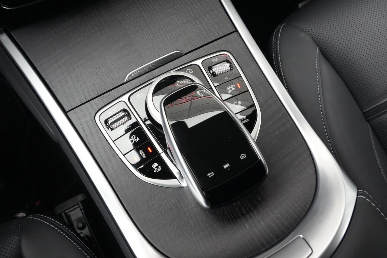 Mercedes-Benz G-KLASSE 63 AMG G700 Brabus 700pk Navigatie/360camera/Trekhaak