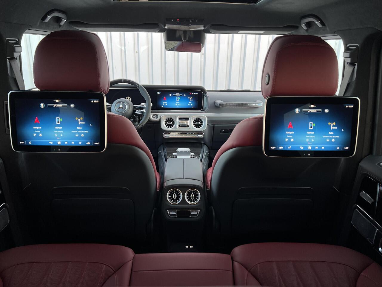 Mercedes-Benz G-KLASSE Mercedes-AMG 63 | SUPERIOR Line Interieur | Comfort Pakket | AMG Performance Pakket | AMG Carbonpakket Exterieur | AMG Sierdelen Carbon | High-End Rear Seat Entertainment | Schuifdak | Trekhaak | Voorverwarming | Burmester 3D Surround | 360° Camera