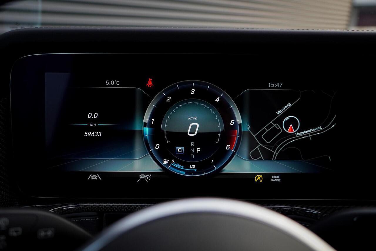 Mercedes-Benz G-KLASSE 400 d / AMG / 22'' / G manufaktur / Premium Plus / Massage / Burmester