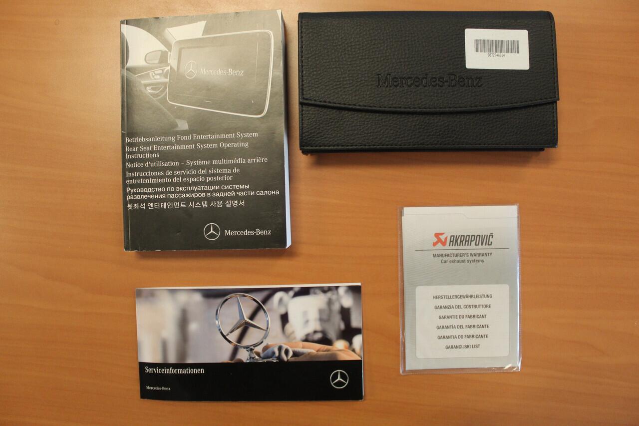 Mercedes-Benz G-KLASSE 63 AMG Manufaktur/Night pakket/Magno matt/Panoramadak/Burmester/Sfeerverlichting/Entertainment schermen/Akrapovic/AMG active ride control/Elektrisch verstelbare stoelen met memory + massage/Stoel verwarming + koeling/360° camera/voorruitverwarming/IWC/Ala