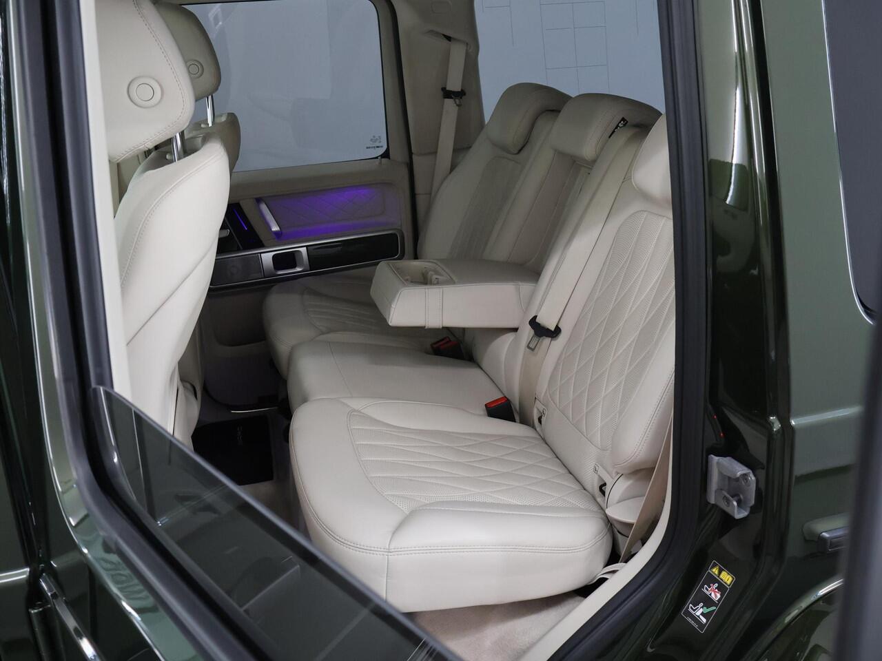 Mercedes-Benz G-KLASSE 63 | PPF | Blue eye laser systeem | Manufaktur Olijfgroen | Carbon | Superior interieur |