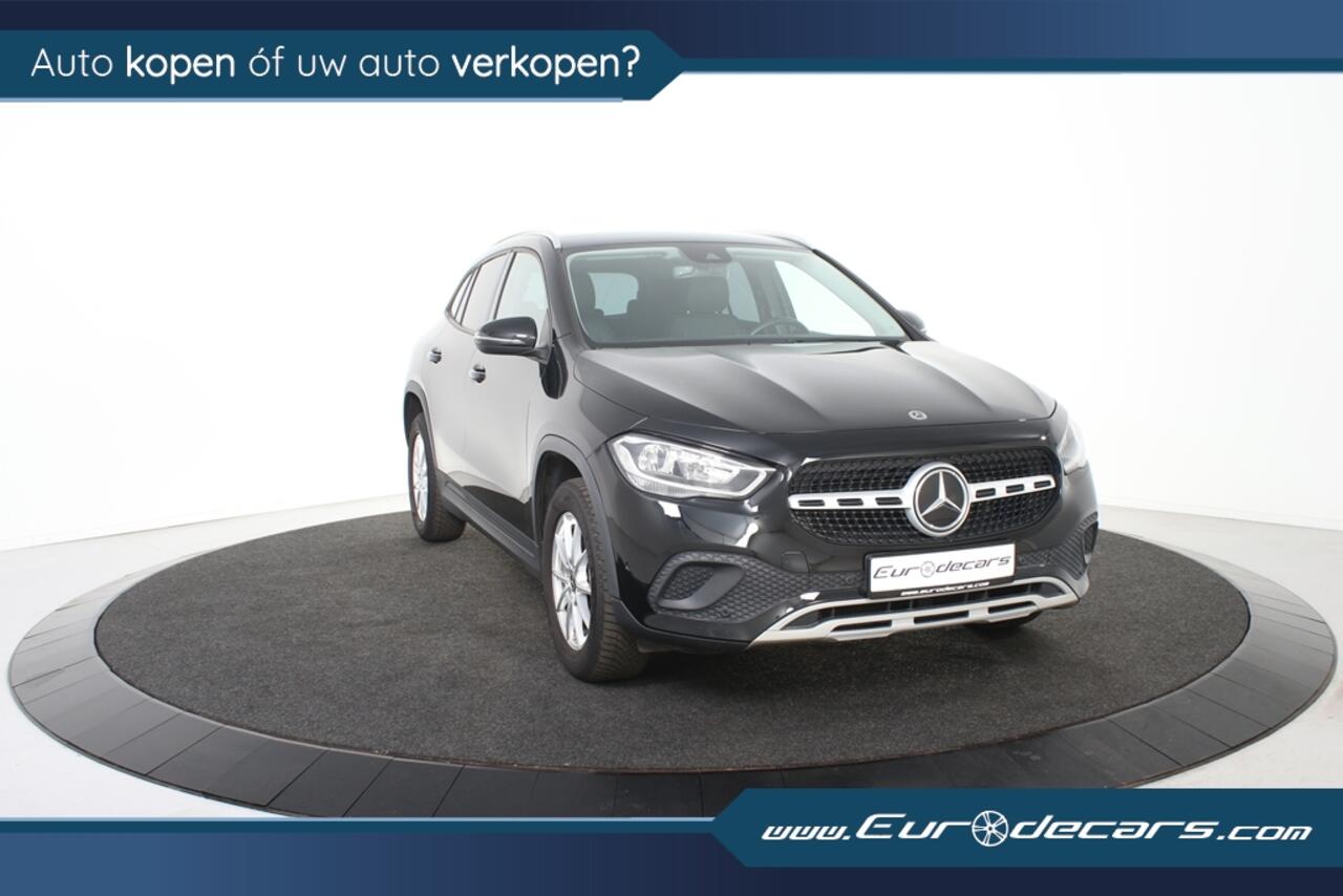 Mercedes-Benz GLA-KLASSE 180 Business Solution *1ste Eigenaar*Leer*Park assist*Navigatie*